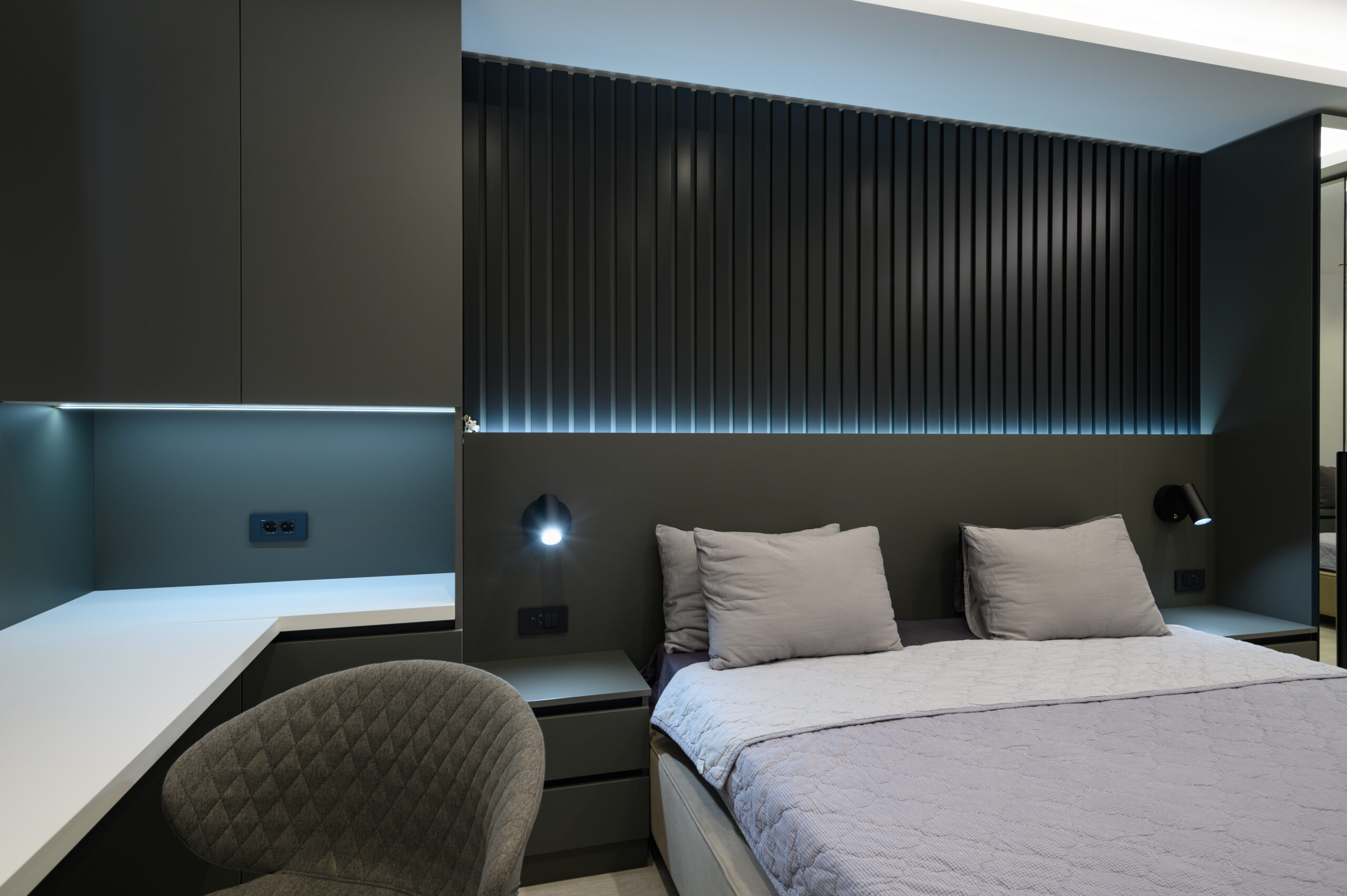 Cozy and luxury master bedroom with elegant and modern details